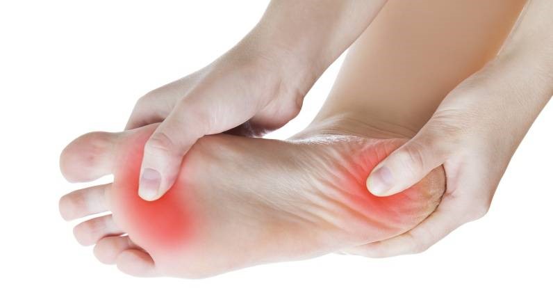 Calzado adecuado y trabajo multidisciplinar en Fisioterapia